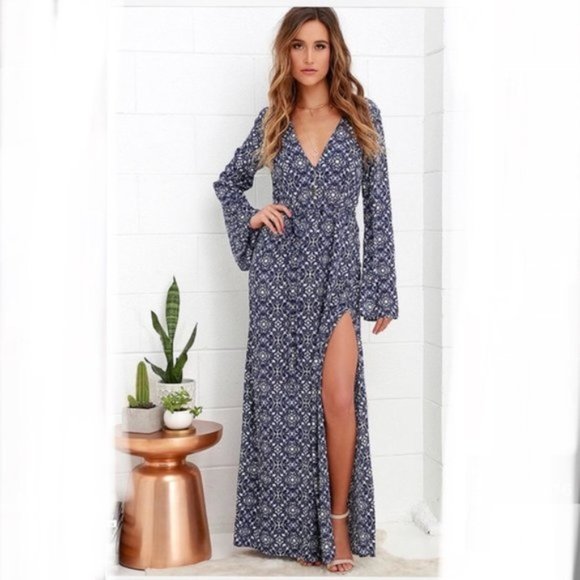 Lulus Dresses & Skirts - Lulu's Mandala Daydream Maxi Dress S Blue White V-Neck Tie-Waist Long Sleeve